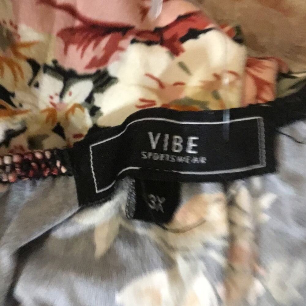 Vibe Sportswear Floral Print Maxi Dress - Picture 5 of 6